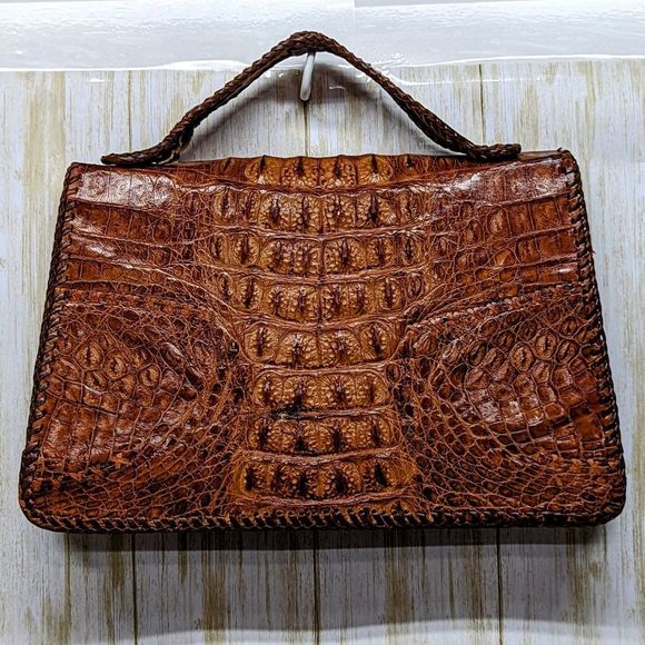 Vintage Handbags - VINTAGE | Alligator Leather Bag Clutch